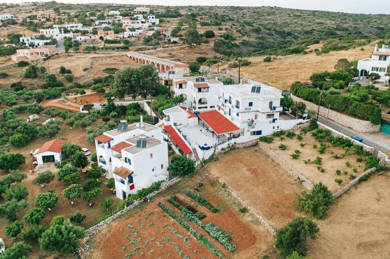 Theofilos Appartements Livadi  Екстериор снимка