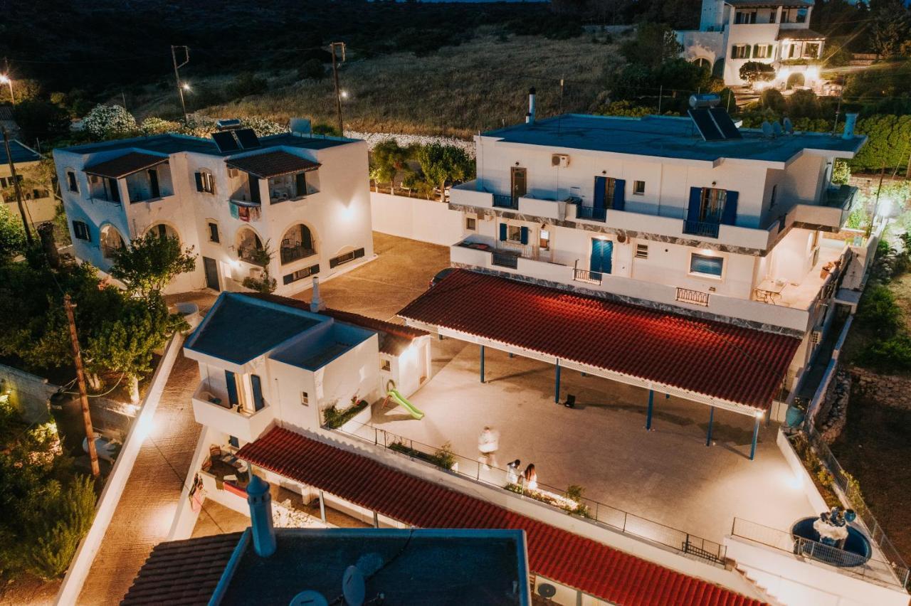 Theofilos Appartements Livadi  Екстериор снимка