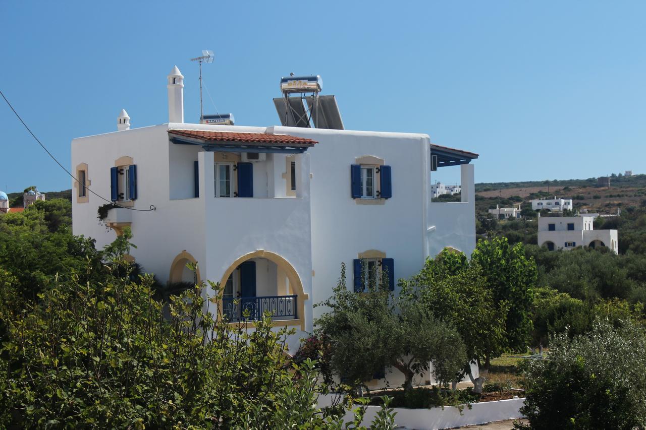 Theofilos Appartements Livadi  Екстериор снимка