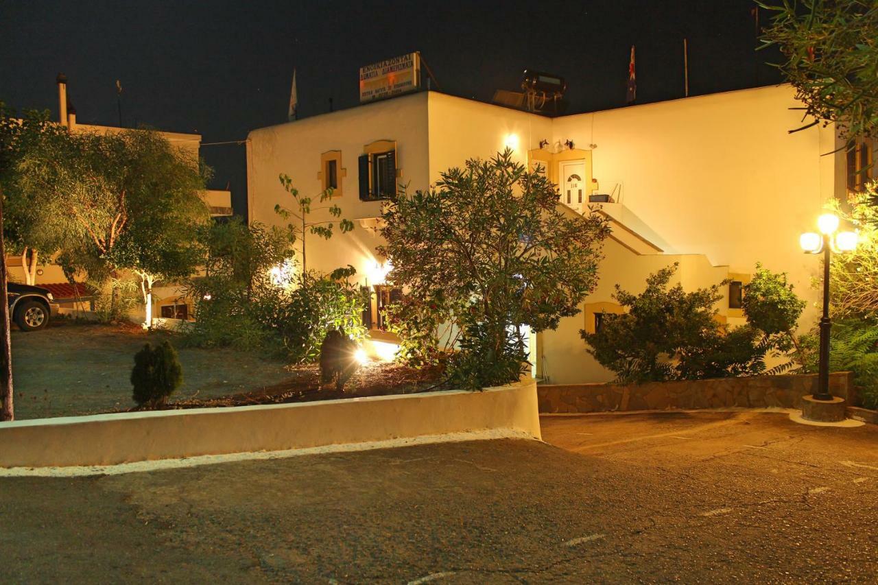 Theofilos Appartements Livadi  Екстериор снимка